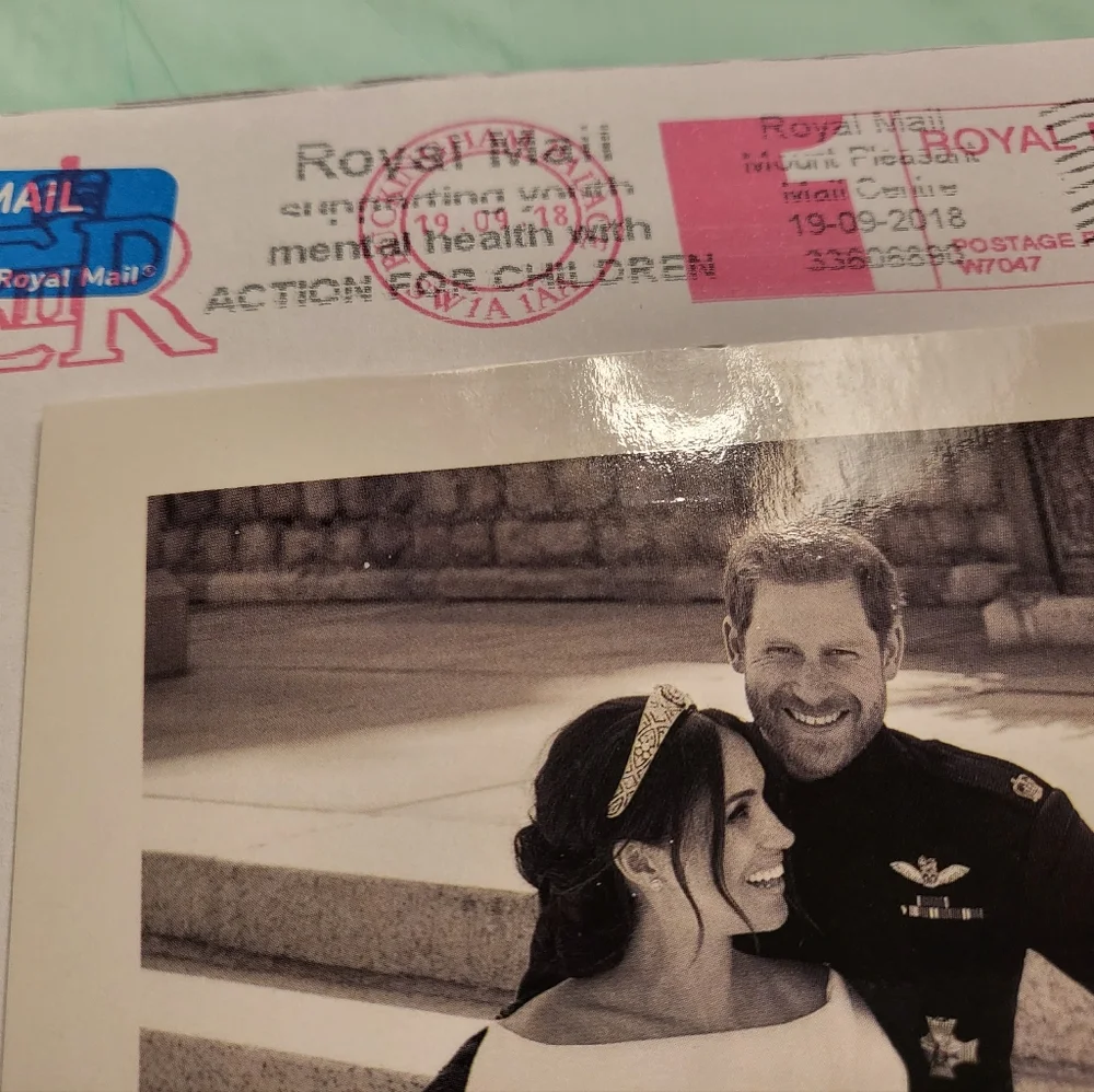 Prince Harry - Meghan Markle SUSSEX wedding card - Picture 1 of 5